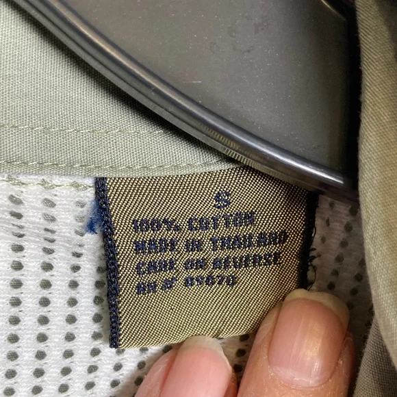 2/$15 Coosa County Clothier Team Triton Boats Vented Fishing Button Down - Picture 12 of 12